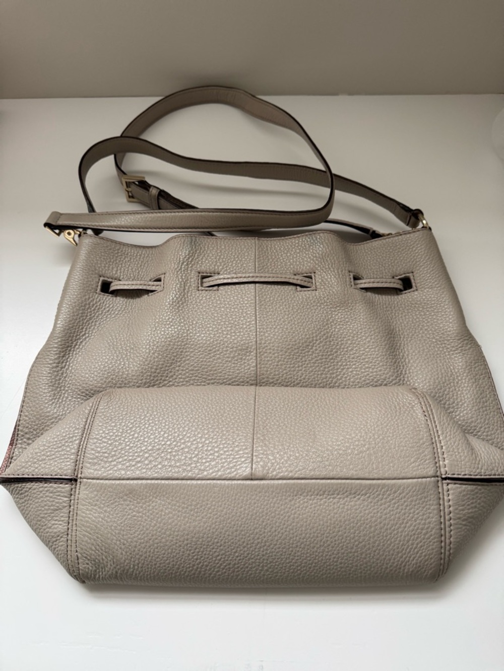 Kate Spade Purse - Picture 2 of 4